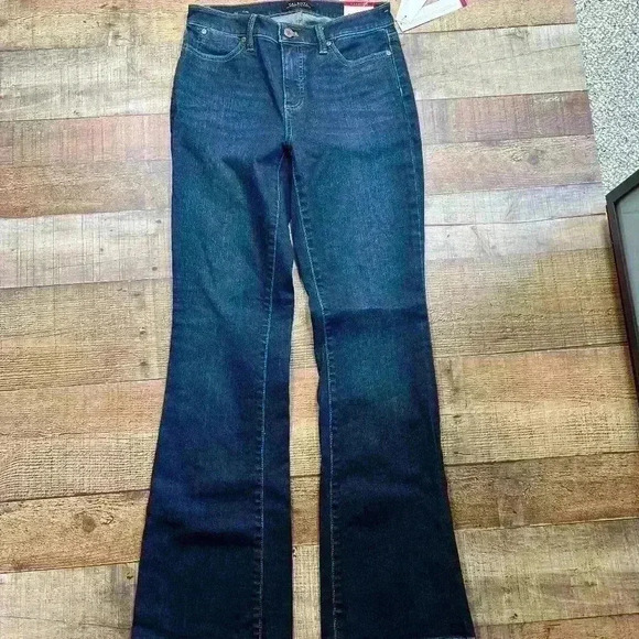 Talbots Dark Wash 5 Pocket Flare Jeans size 2 - Picture 1 of 6